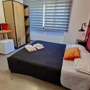 3* Affittacamere Terry's House