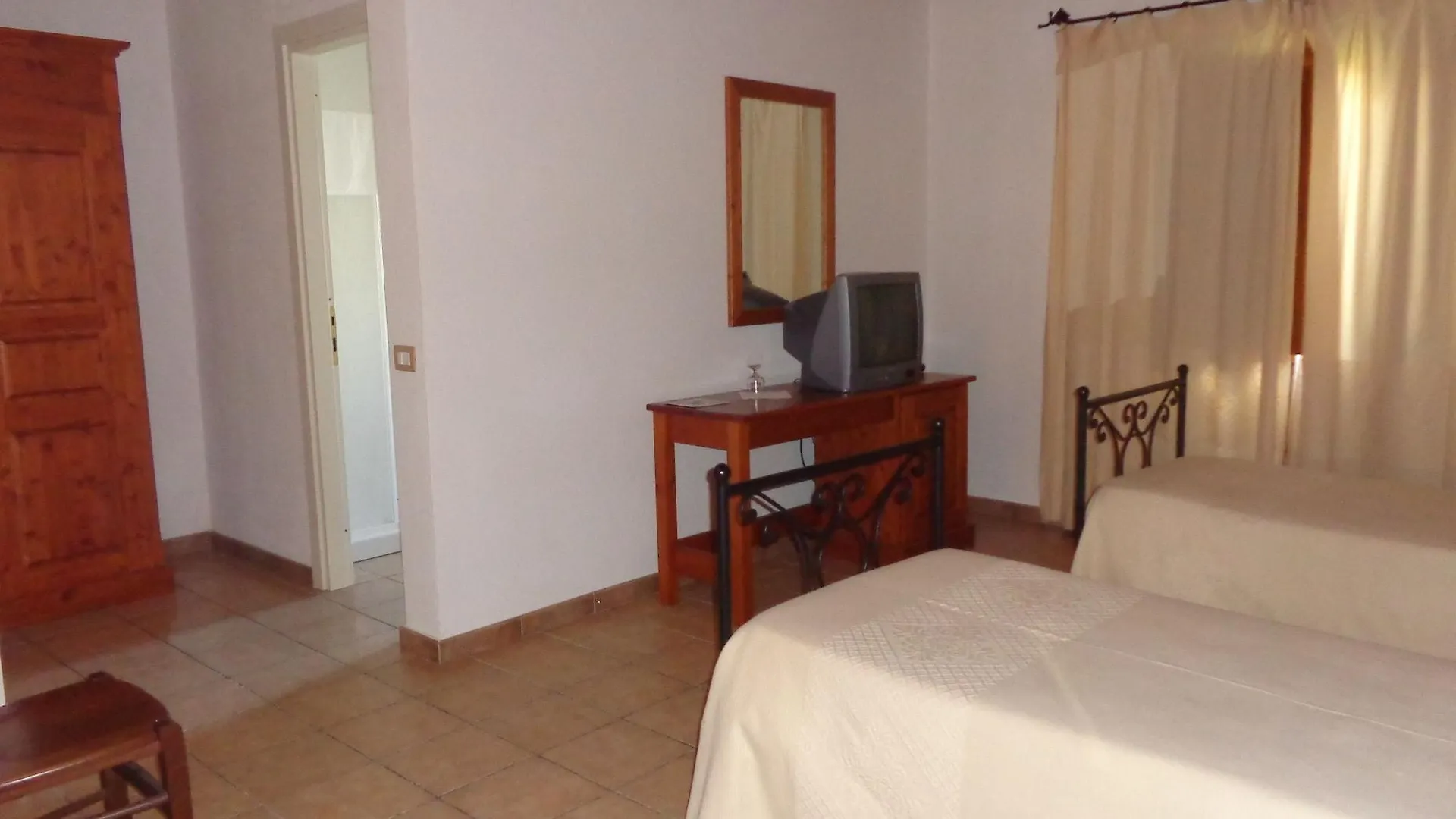 Hotel Su Baione Abbasanta